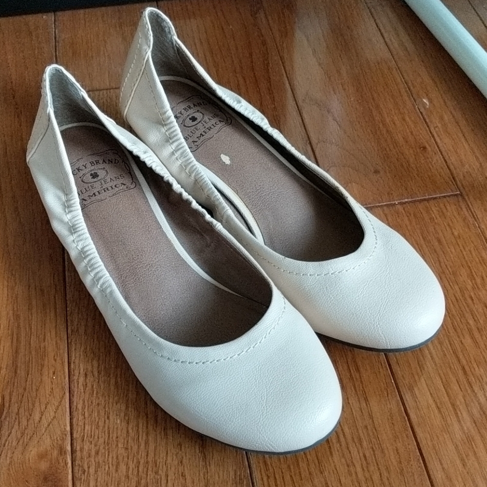 Lucky Brand Light Pink Flats